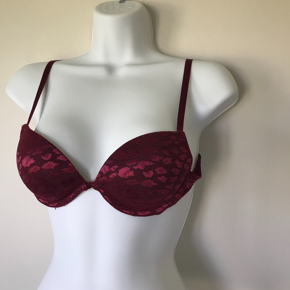 NWOT La SENZA Show Off, 34A  *P1015